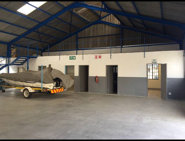 706M² FACTORY TO LET IN BEACONVALE